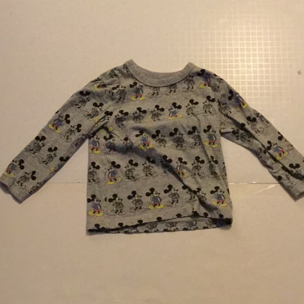 Mikey mouse top and bottom